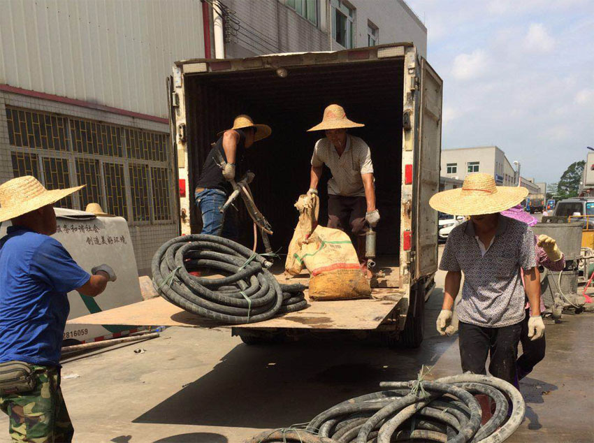 朝天一部件厂房地基出现下沉注浆加固